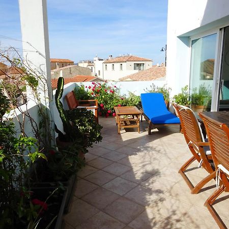 White - San Pantaleo Apartment Екстериор снимка