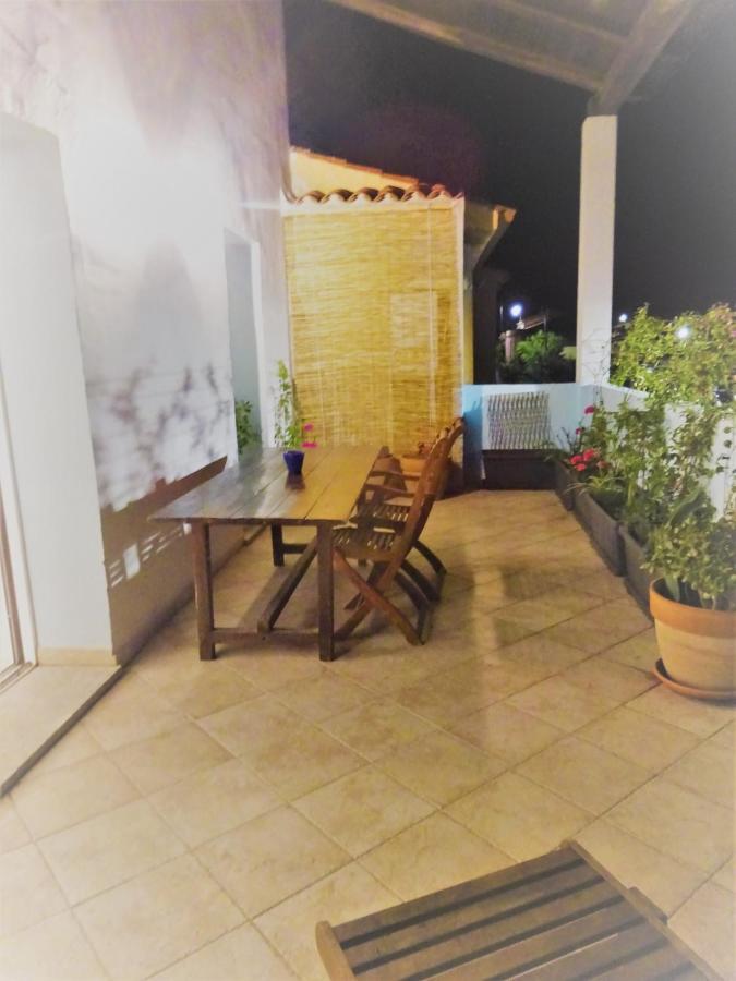 White - San Pantaleo Apartment Екстериор снимка